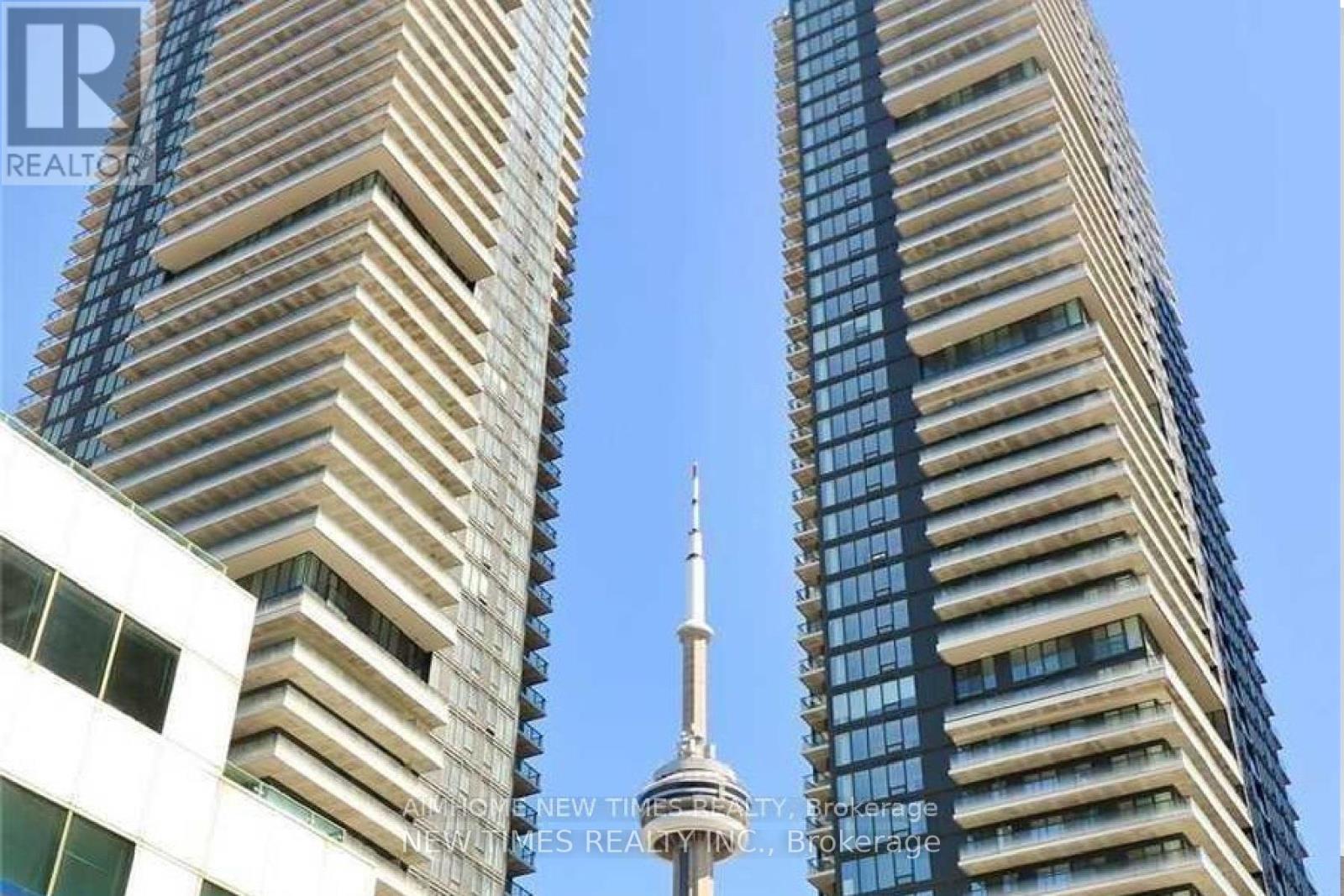 Photo 2 of 4001 125 Blue Jays Way, Toronto ON