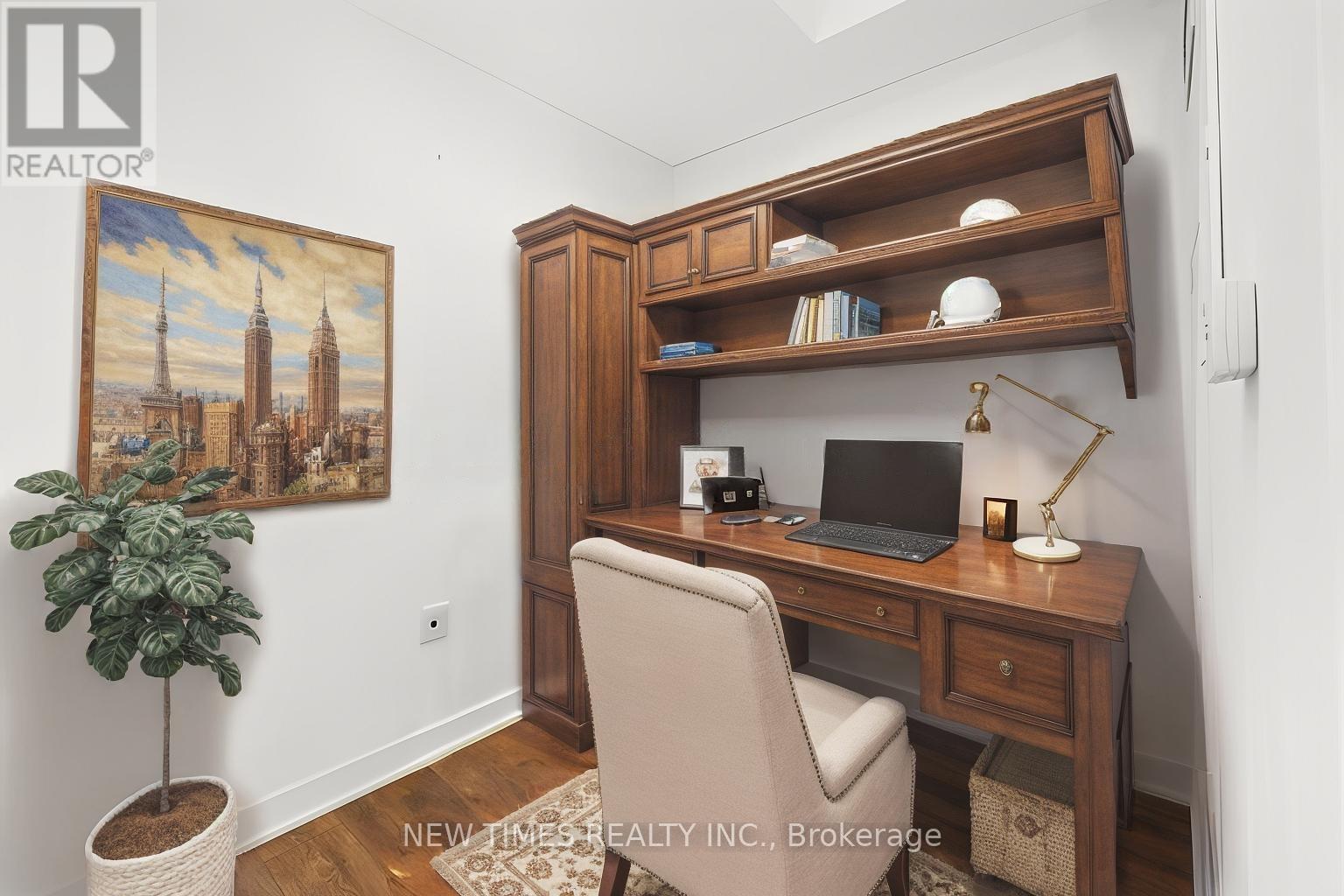 Photo 3 of 4001 125 Blue Jays Way, Toronto ON