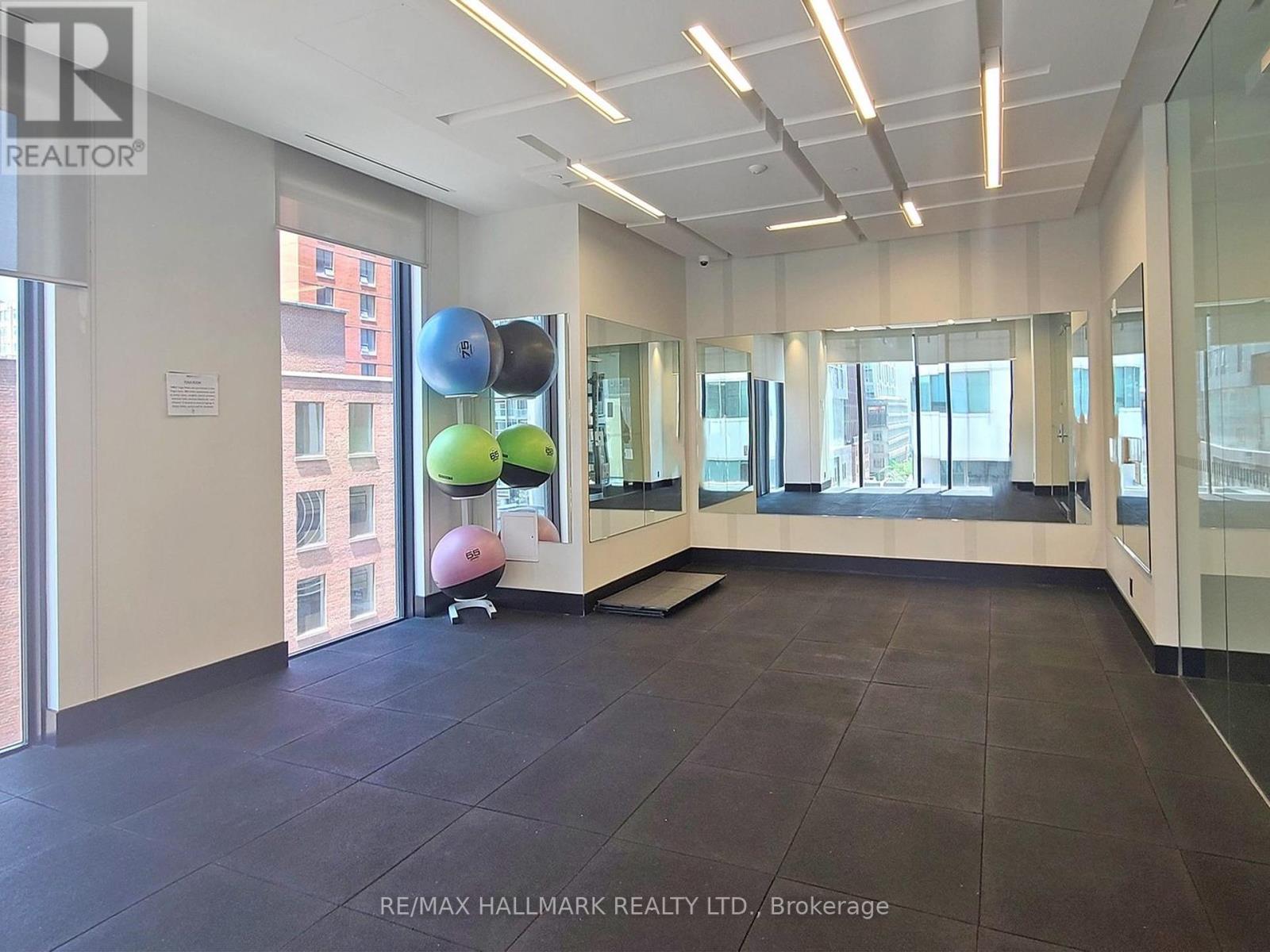 Photo 14 of 3010 87 Peter Street, Toronto ON