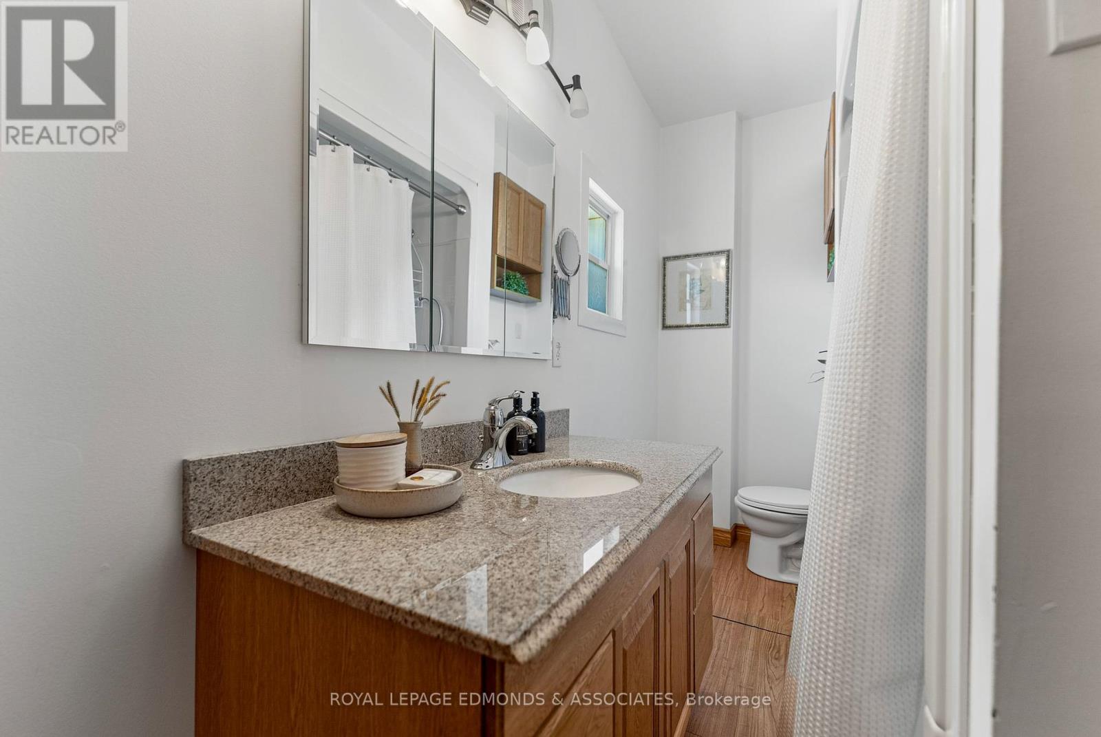 Photo 14 of 17 Elliott Street, Whitewater Region ON