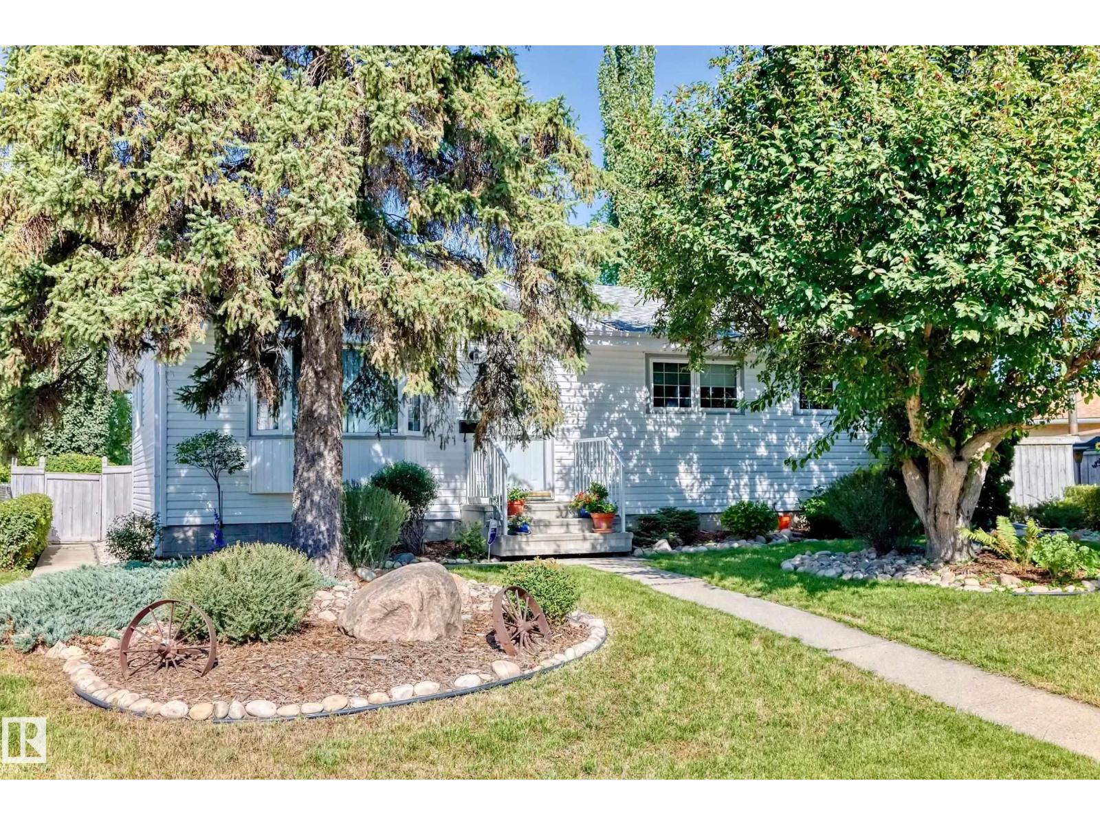 Photo 56 of 8602 158 St Nw, Edmonton AB