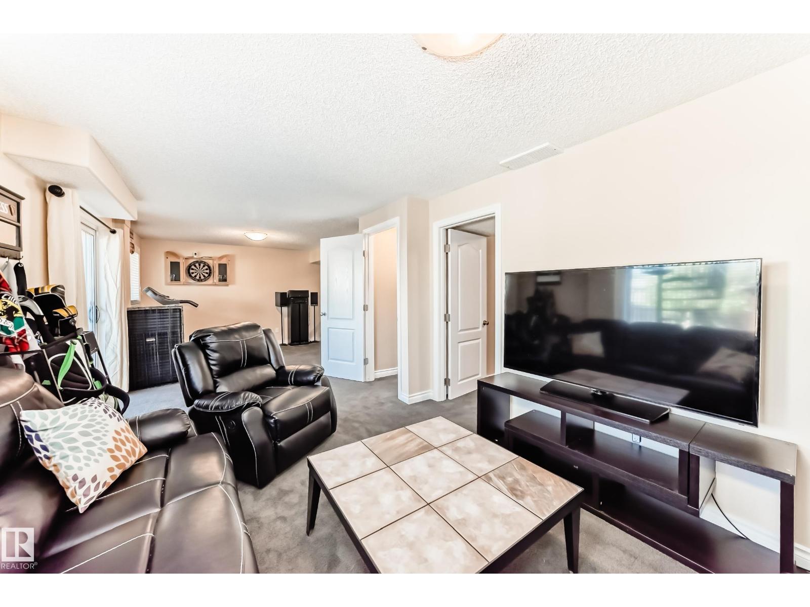 Photo 45 of 30 Douglas Cr, Leduc AB