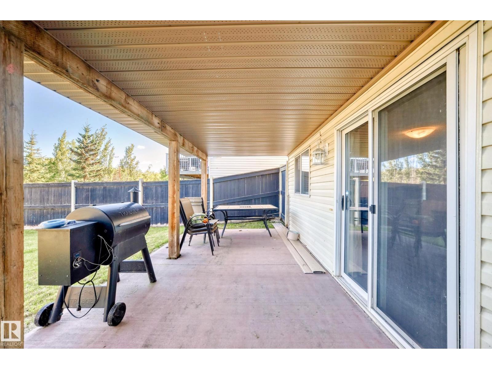 Photo 7 of 30 Douglas Cr, Leduc AB
