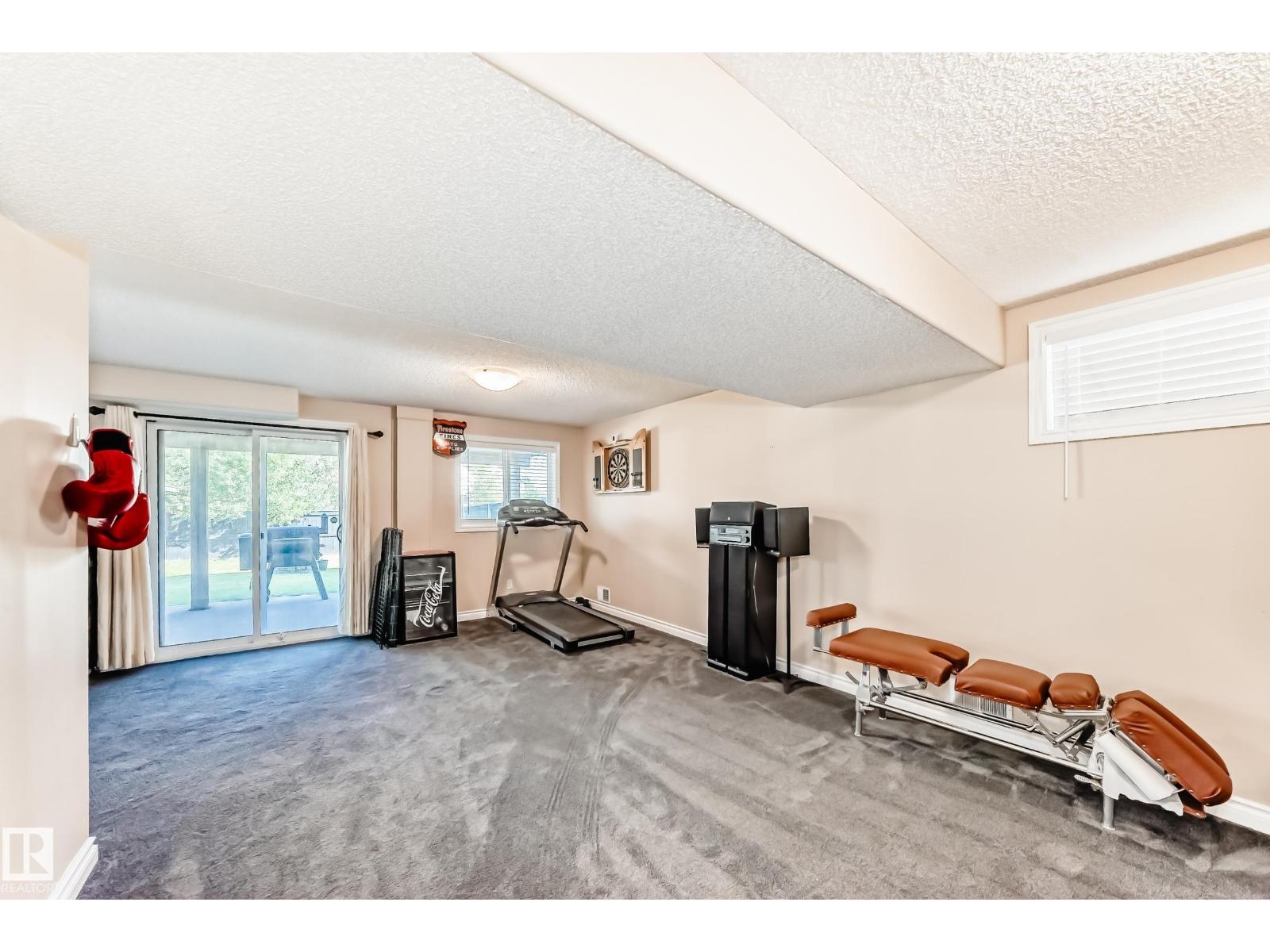 Photo 11 of 30 Douglas Cr, Leduc AB