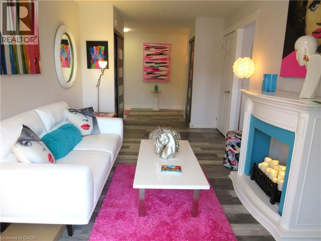 Photo 11 of 30 Summit Avenue Unit 307, Hamilton ON