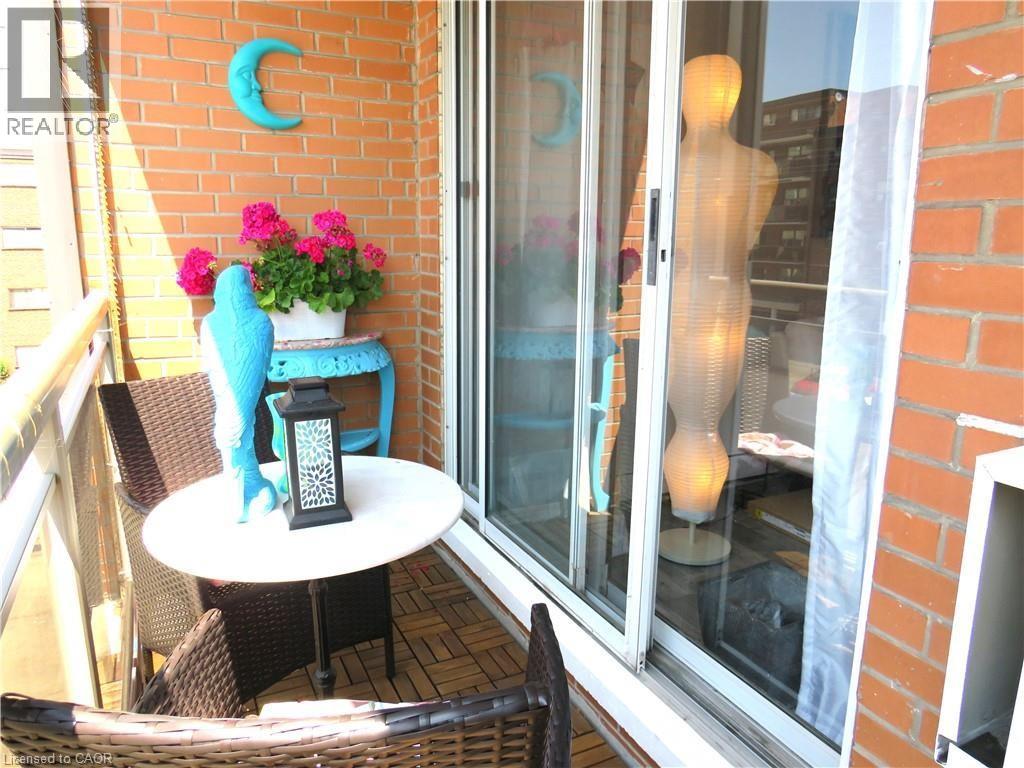 Photo 19 of 30 Summit Avenue Unit 307, Hamilton ON