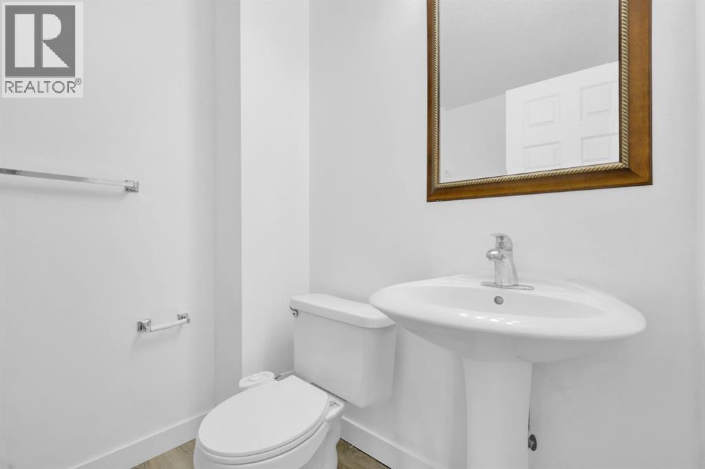 Single Family House for Sale in  Taracove Estate Drive NE Taradale Calgary 