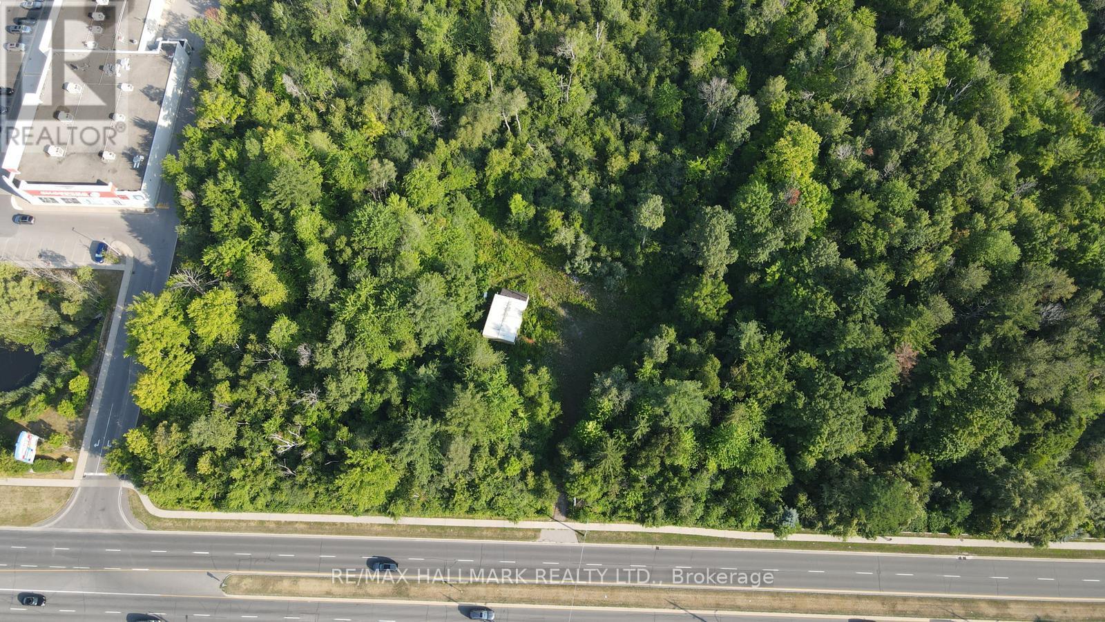 Photo 7 of 780 Taunton Road E, Whitby ON