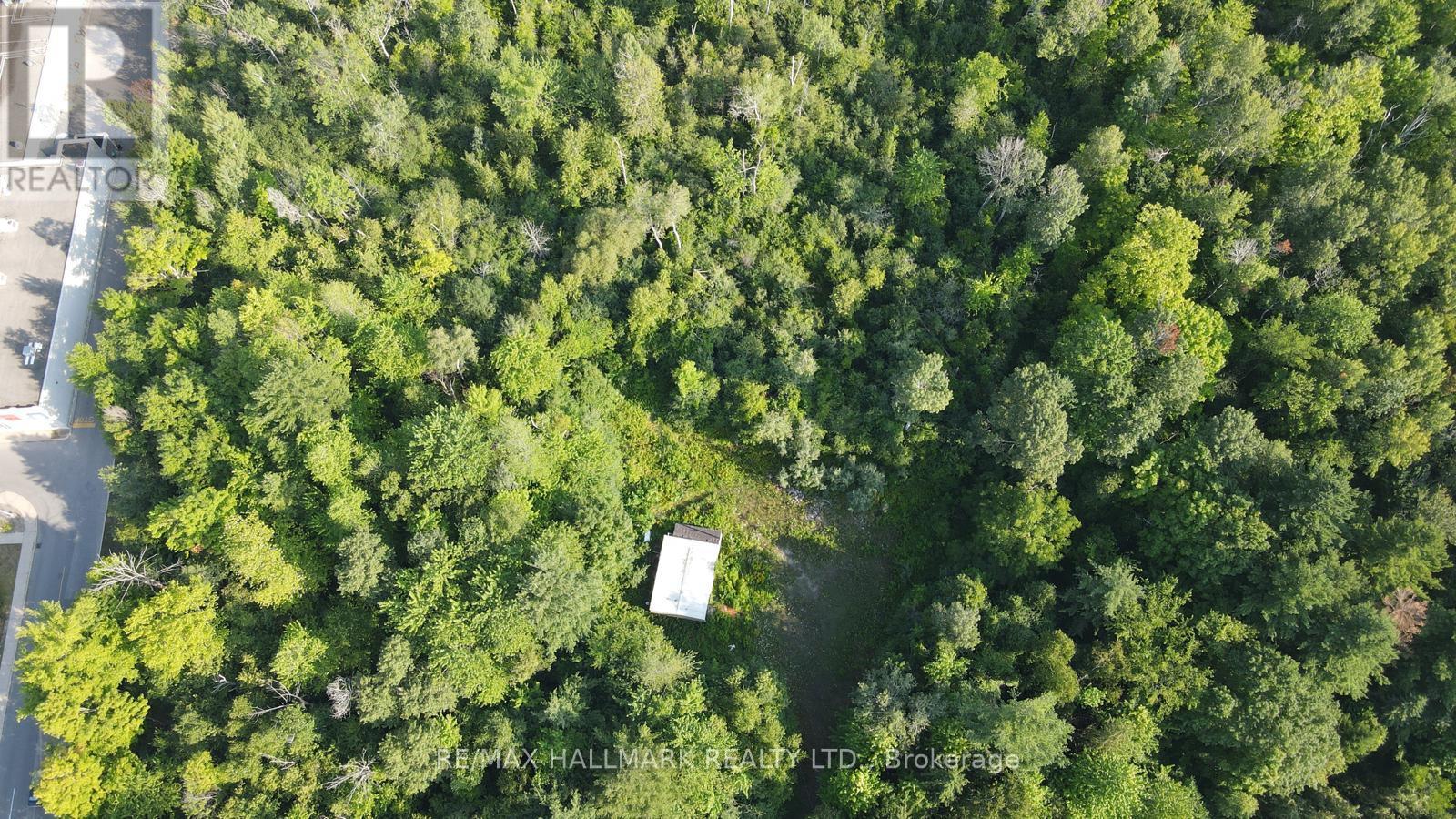 Photo 6 of 780 Taunton Road E, Whitby ON