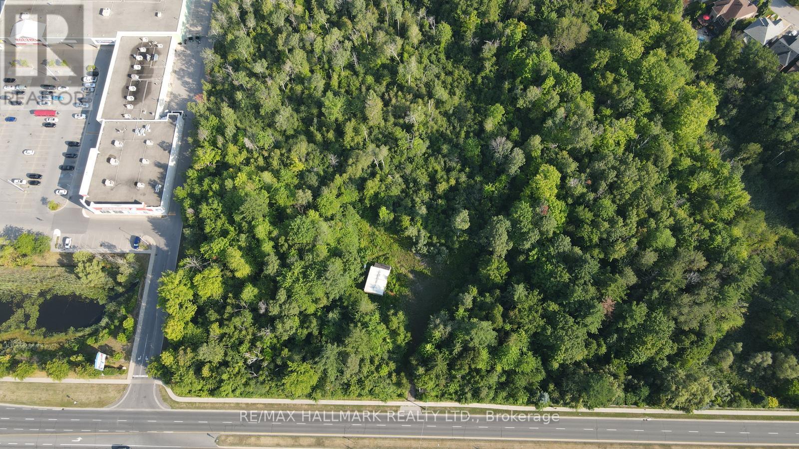 Photo 8 of 780 Taunton Road E, Whitby ON