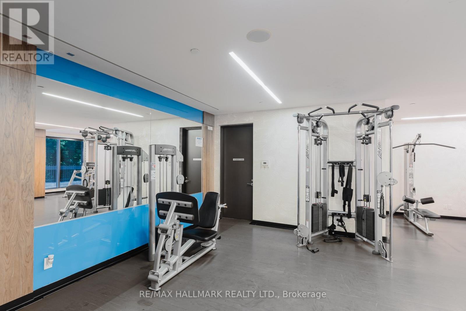 Photo 23 of 1609 36 Park Lawn Road, Toronto ON