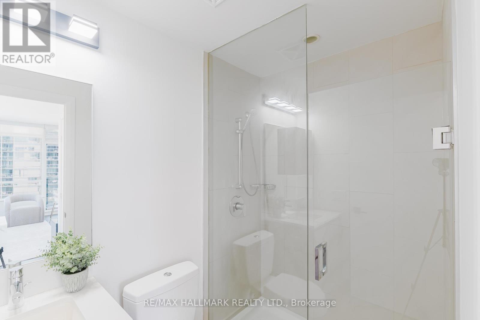 Photo 41 of 1609 36 Park Lawn Road, Toronto ON