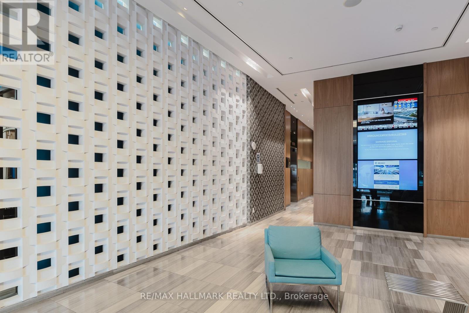 Photo 45 of 1609 36 Park Lawn Road, Toronto ON