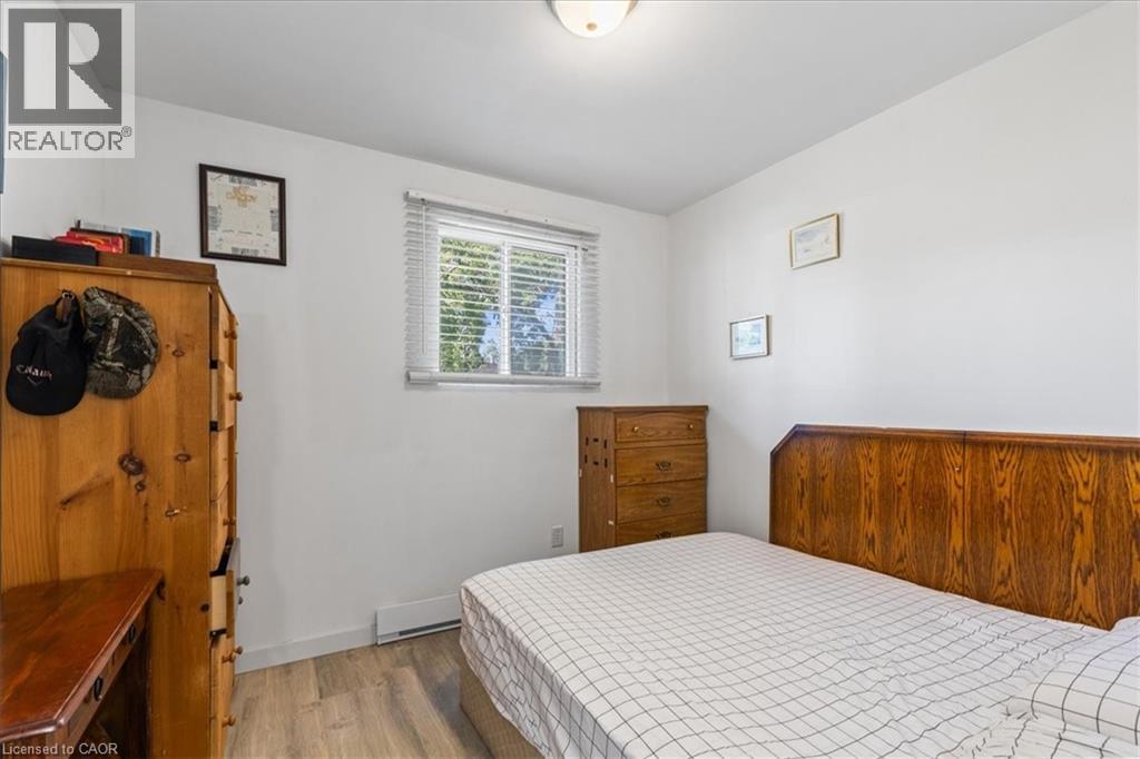 Photo 9 of 92 Francis Street, Cambridge ON
