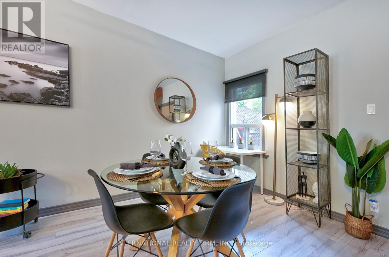 Photo 9 of 108 Shaw Street, Toronto ON
