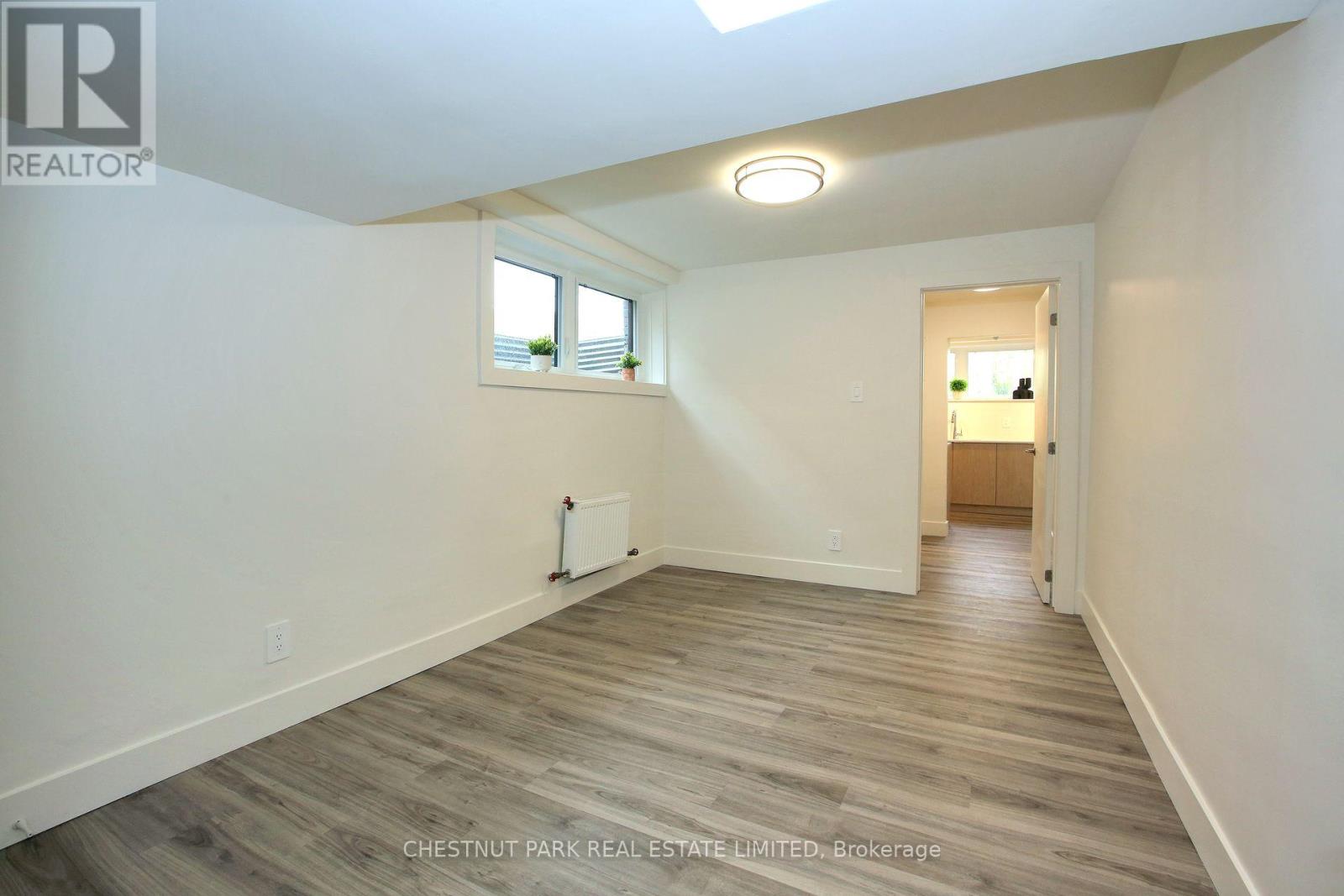Photo 8 of 1 1492 Avenue Road, Toronto ON