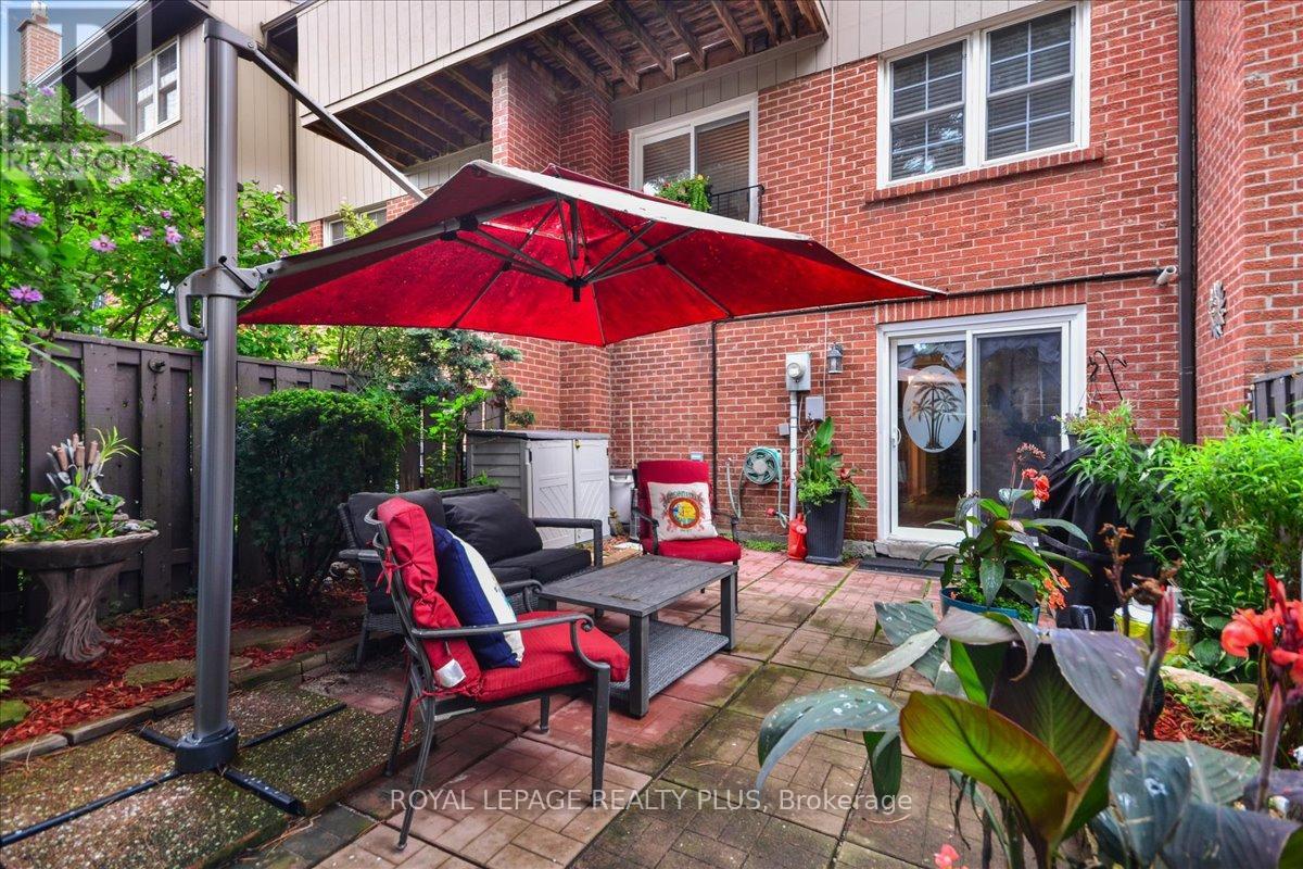 Photo 29 of 103 1951 Rathburn Road E, Mississauga ON