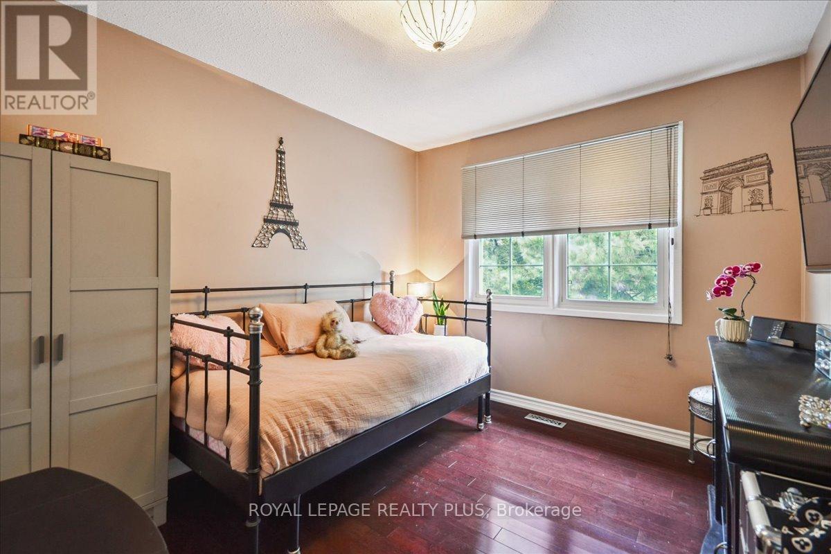 Photo 20 of 103 1951 Rathburn Road E, Mississauga ON