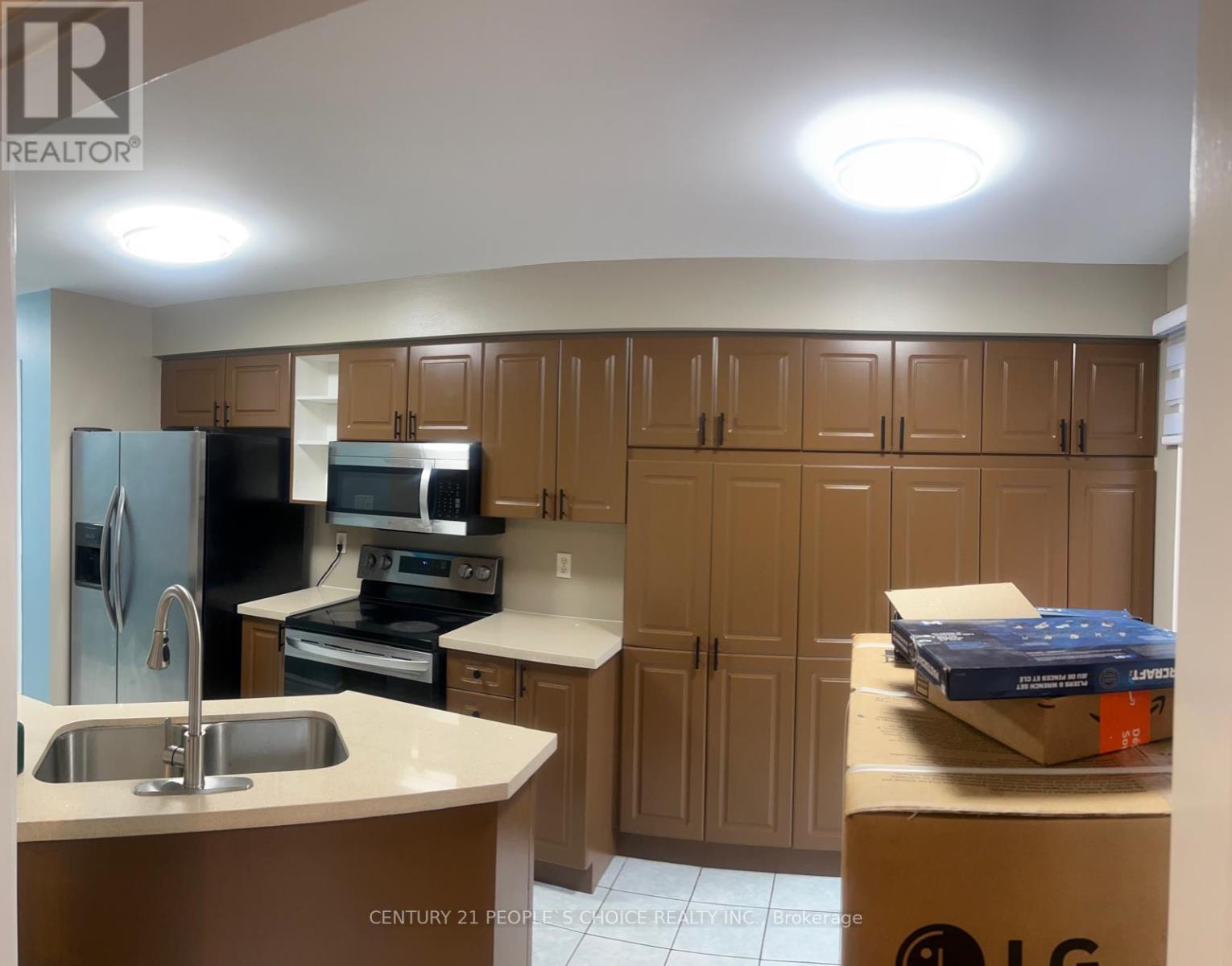 Photo 4 of 3043 Pendleton Road, Mississauga ON