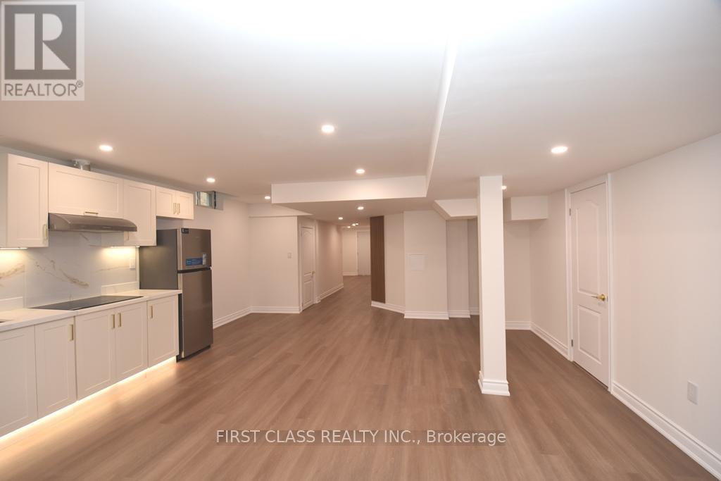 Photo 9 of Bsmt 206 Fallharvest Way, Whitchurchstouffville ON
