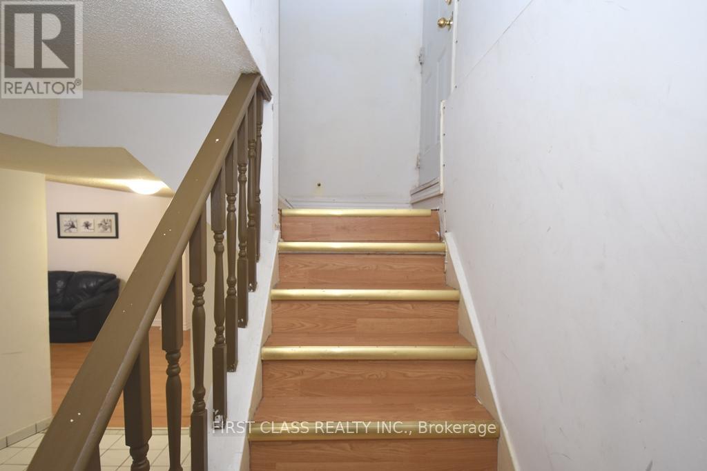 Photo 3 of Bsmt 3 Halder Crescent, Markham ON