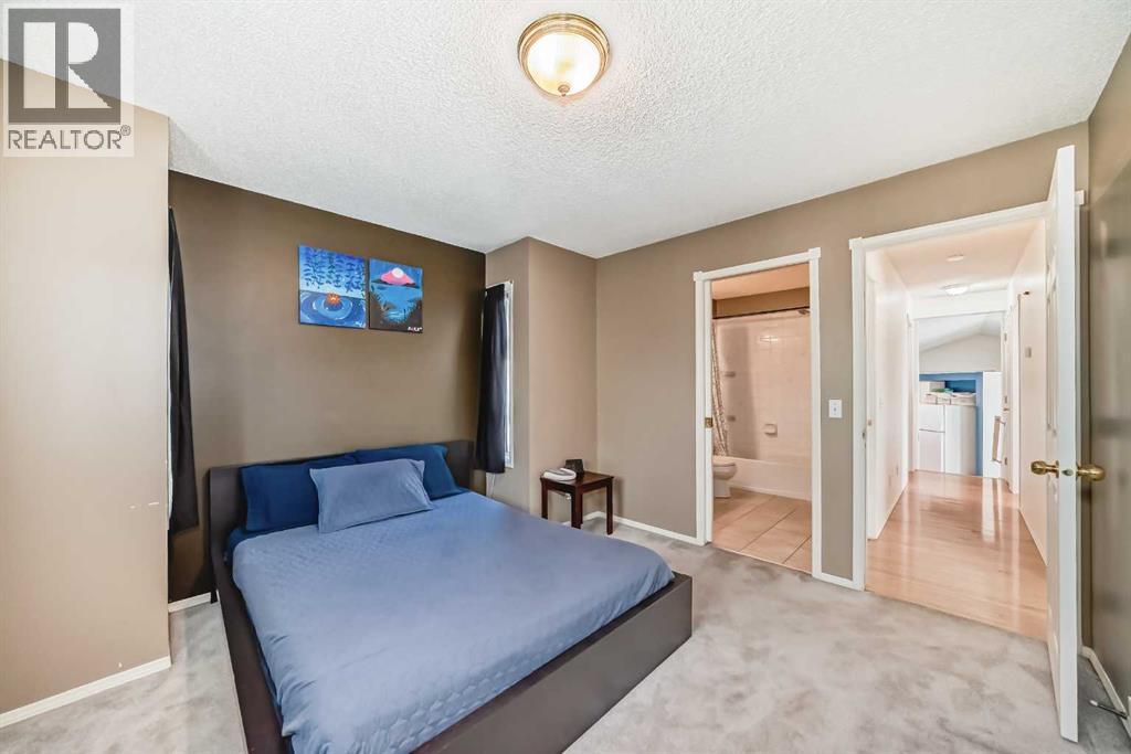 Single Family House 4 Level for Sale in  Harvest Rose Place NE Harvest Hills Calgary 