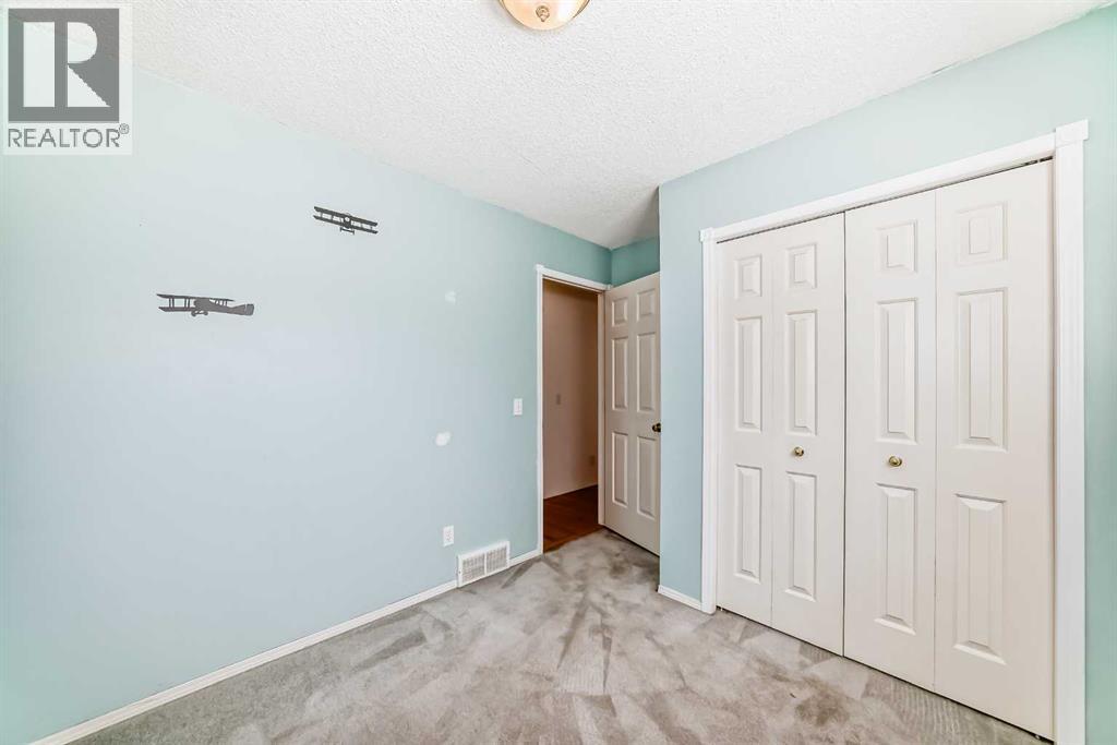 Single Family House 4 Level for Sale in  Harvest Rose Place NE Harvest Hills Calgary 