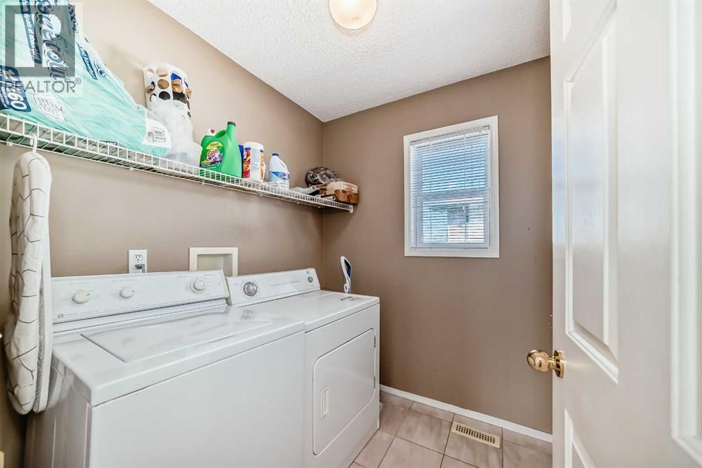 Single Family House 4 Level for Sale in  Harvest Rose Place NE Harvest Hills Calgary 