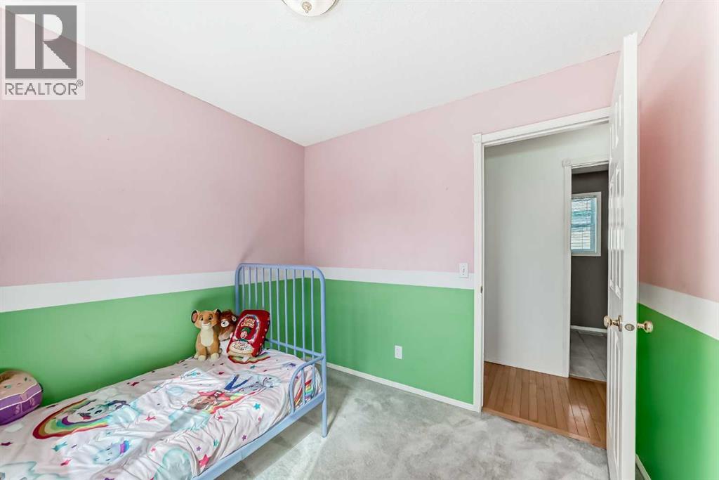 Single Family House 4 Level for Sale in  Harvest Rose Place NE Harvest Hills Calgary 