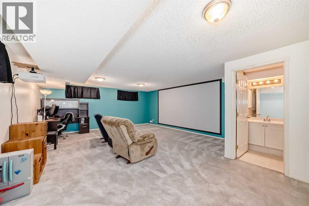Single Family House 4 Level for Sale in  Harvest Rose Place NE Harvest Hills Calgary 