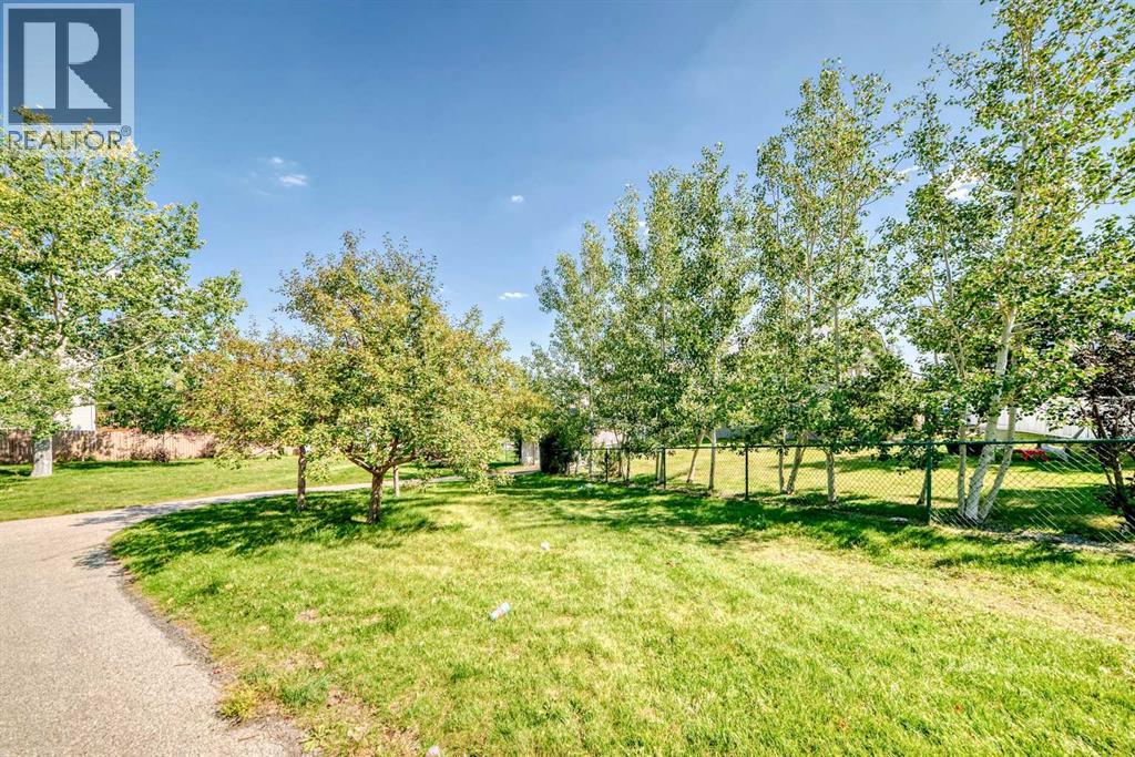 Single Family House 4 Level for Sale in  Harvest Rose Place NE Harvest Hills Calgary 