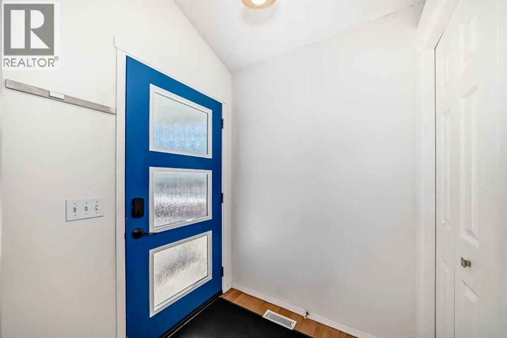 Single Family House 4 Level for Sale in  Harvest Rose Place NE Harvest Hills Calgary 