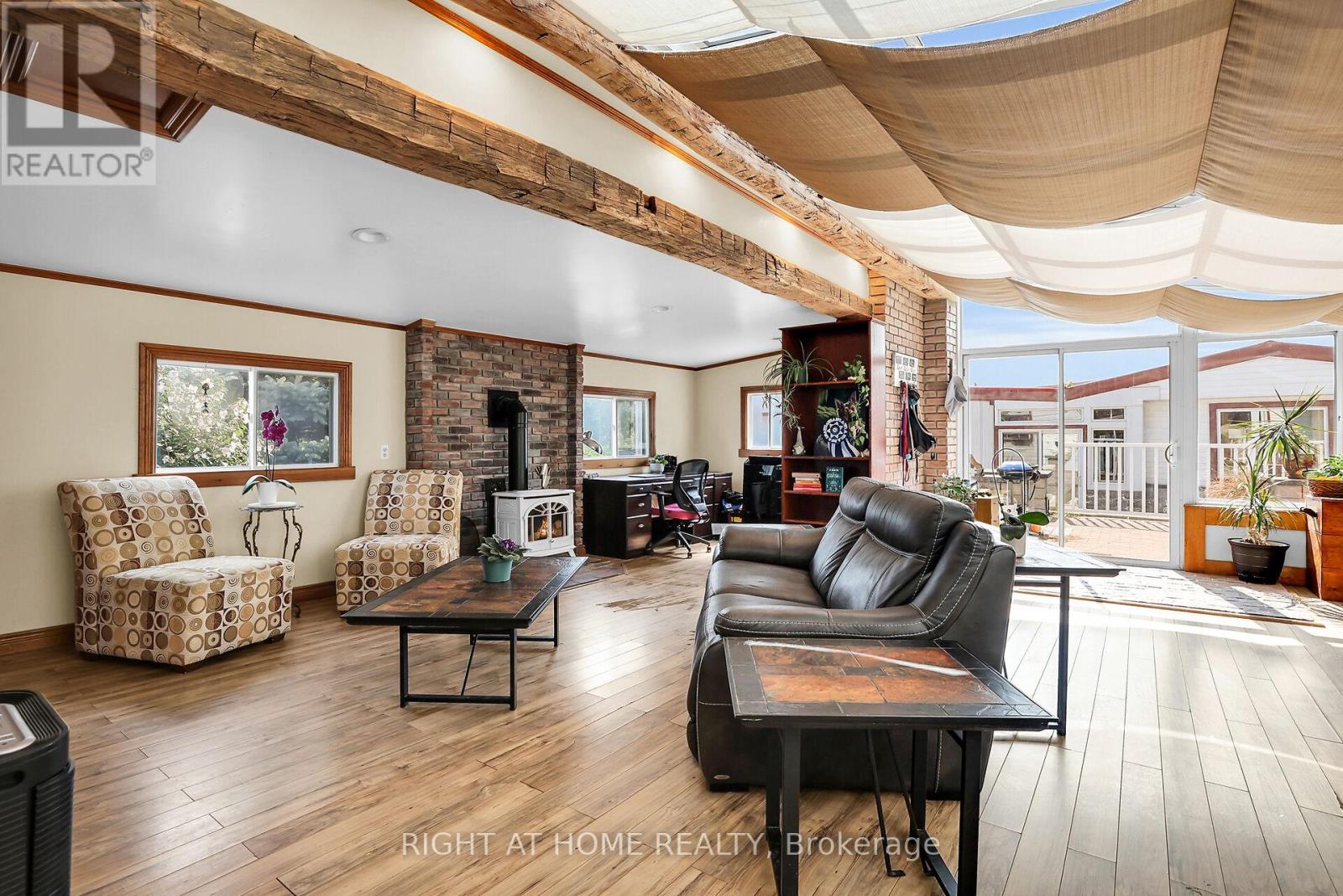 1027 NIAGARA STONE ROAD - 2