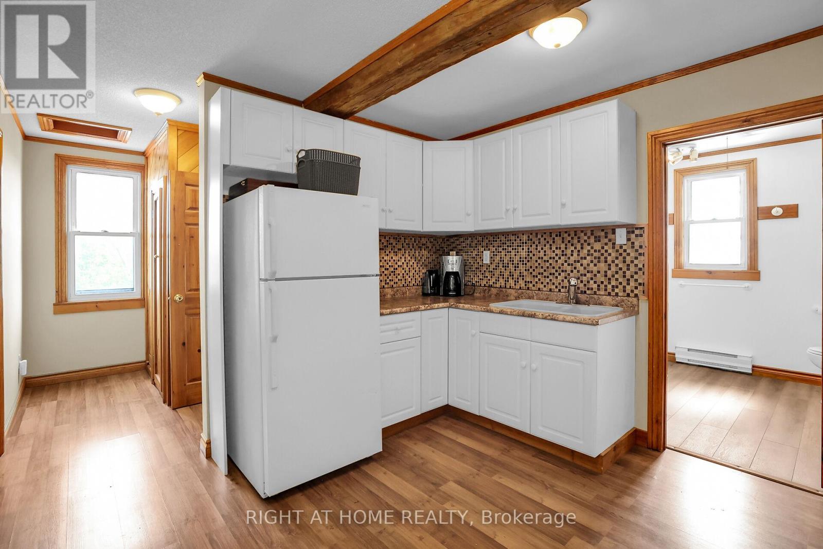 1027 NIAGARA STONE ROAD - 40