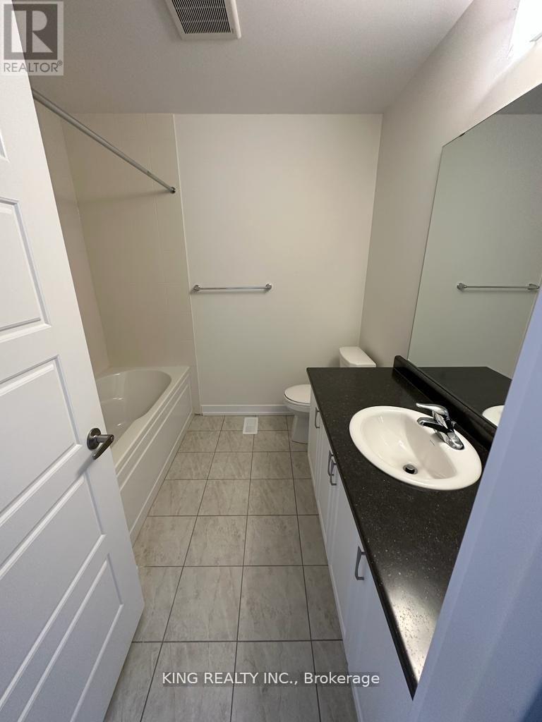 Photo 25 of 231 Wilmot Road, Brantford ON