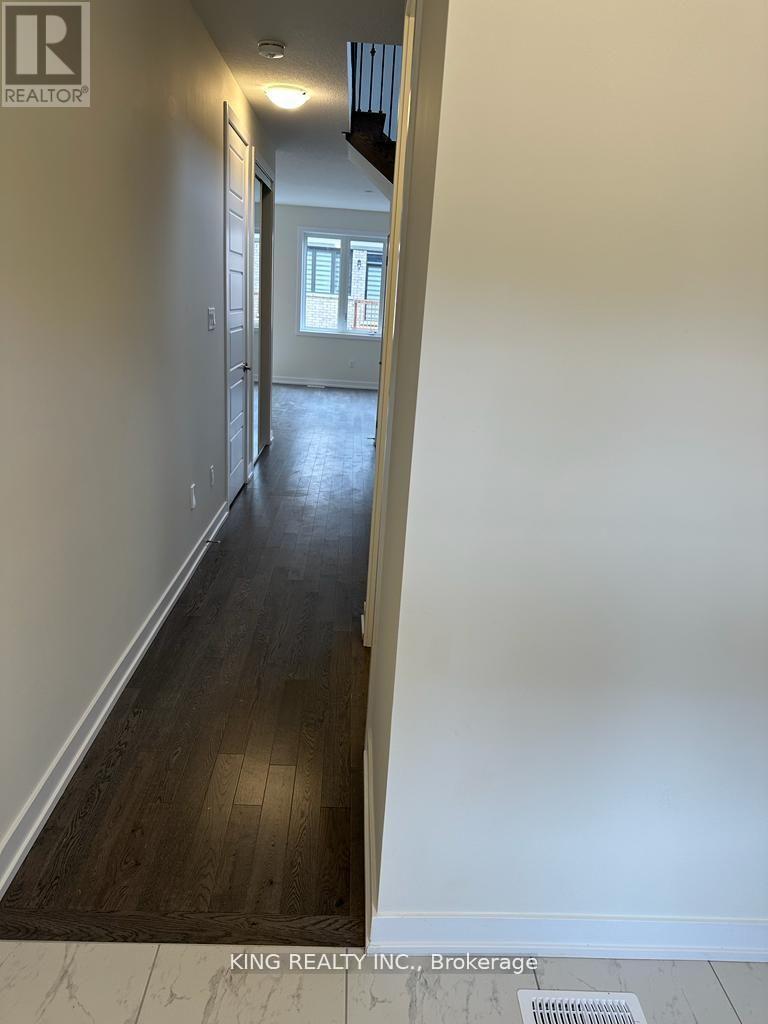 Photo 8 of 231 Wilmot Road, Brantford ON