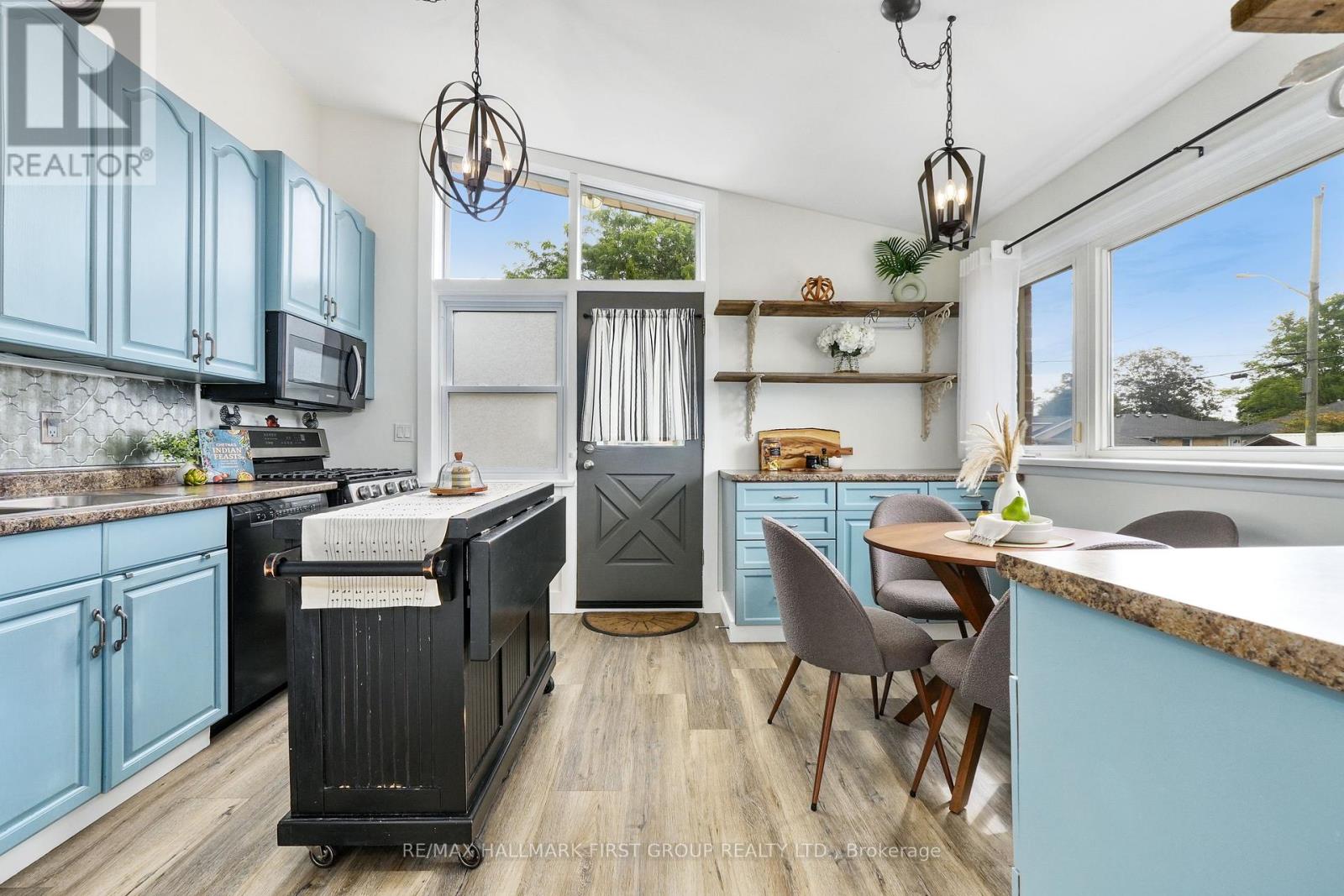 Photo 13 of 554 Elizabeth Street, Cobourg ON