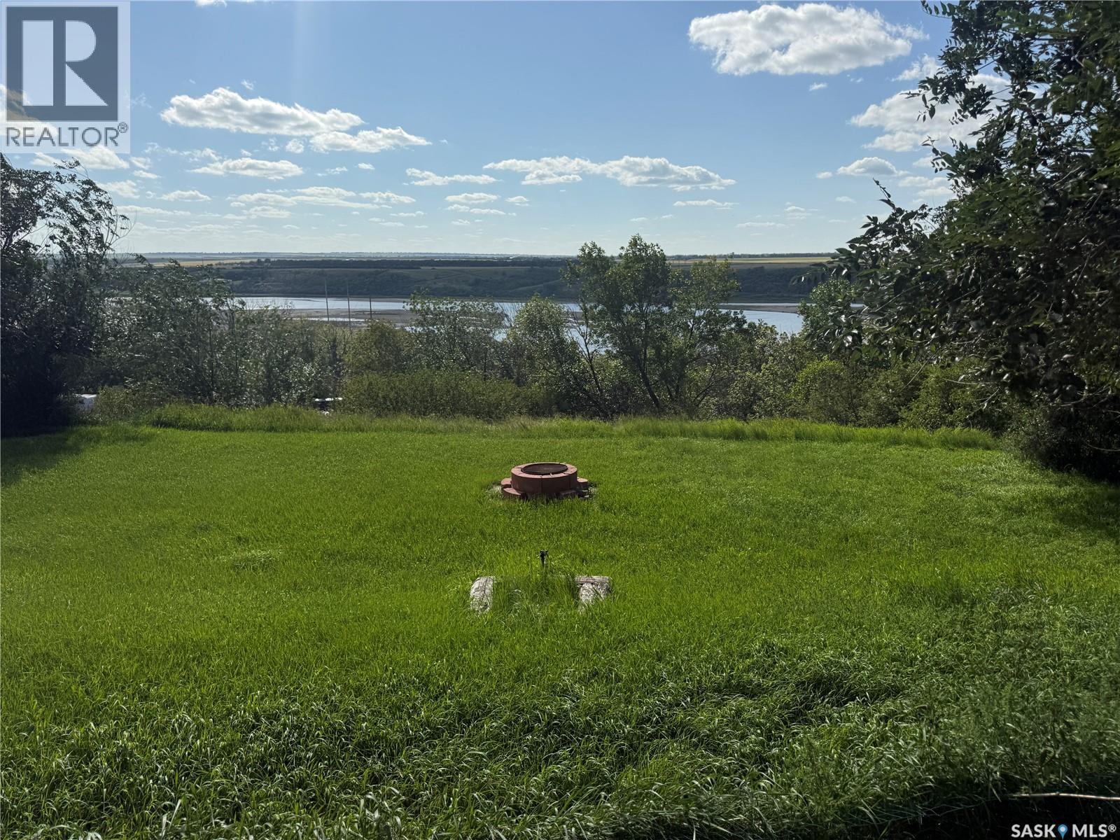 Photo 45 of 47 Tufts Crescent, Outlook SK