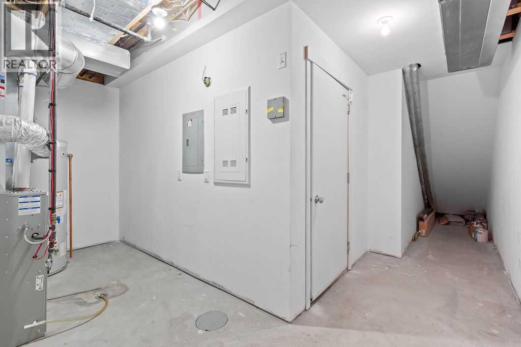 Single Family House for Sale in  covecreek Circle NE Coventry Hills Calgary 