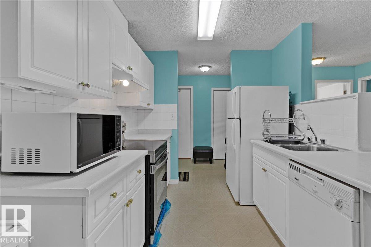 Photo 34 of 10145 109 St Nw, Edmonton AB
