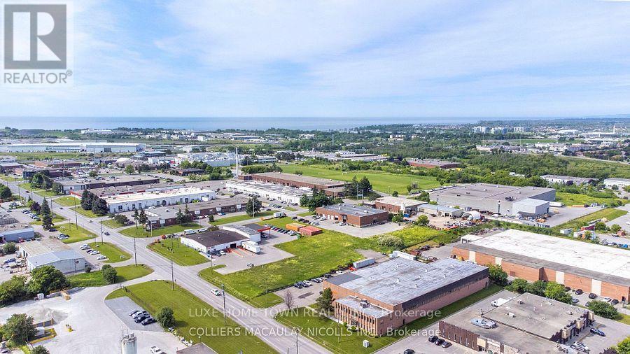Photo 4 of 7 8 111 Industrial Drive, Whitby ON