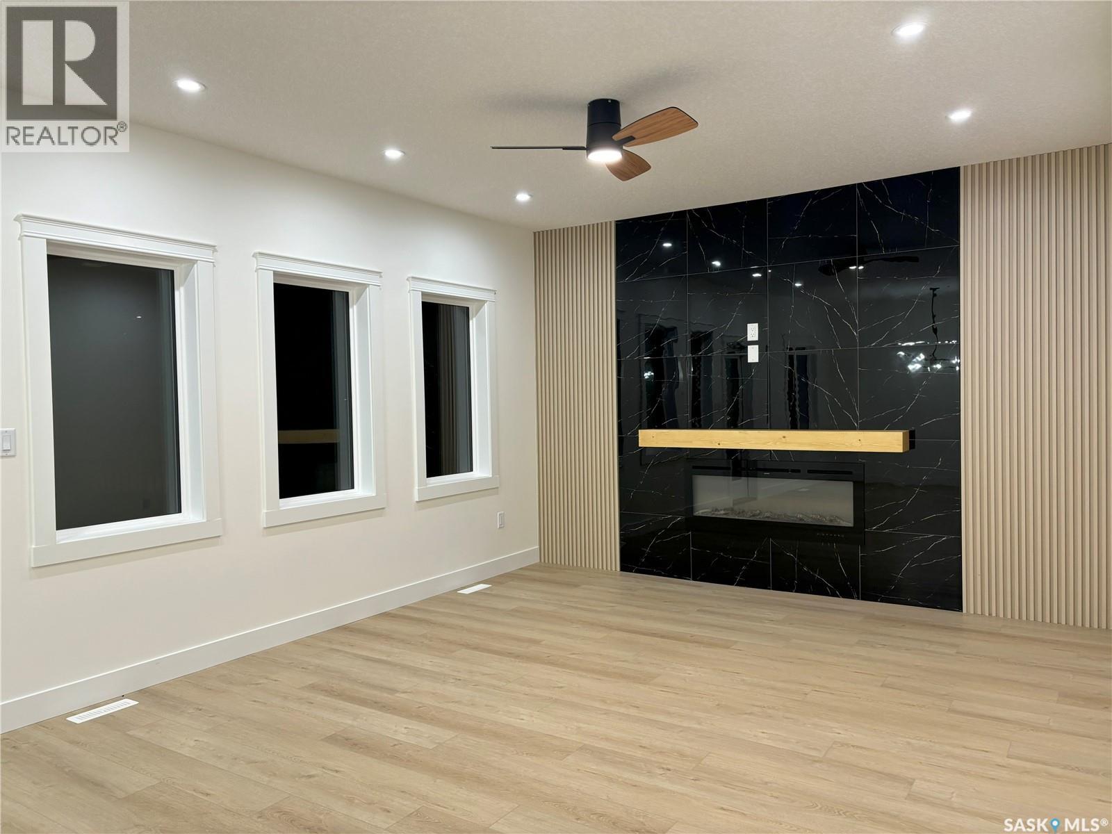 Photo 11 of 642 Sharma Crescent, Saskatoon SK