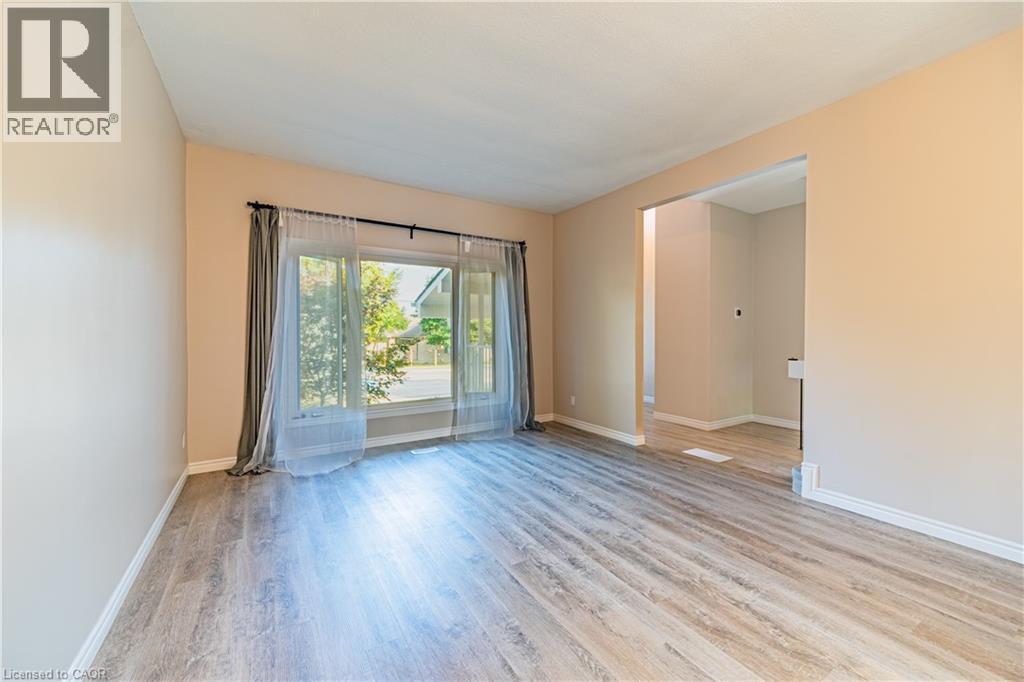 Photo 8 of 100 North Park Street, Brantford ON