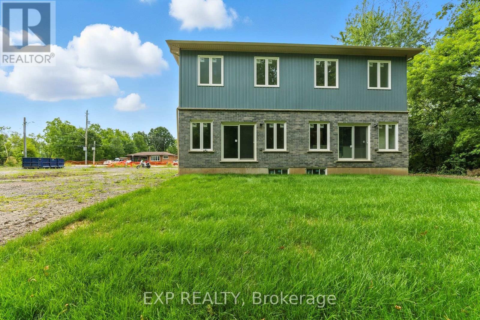 Photo 33 of 116 Forks Road E, Welland ON