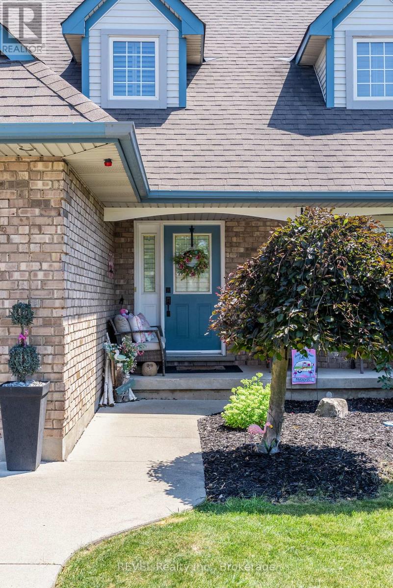Photo 5 of 8 Virginia Street, Welland ON
