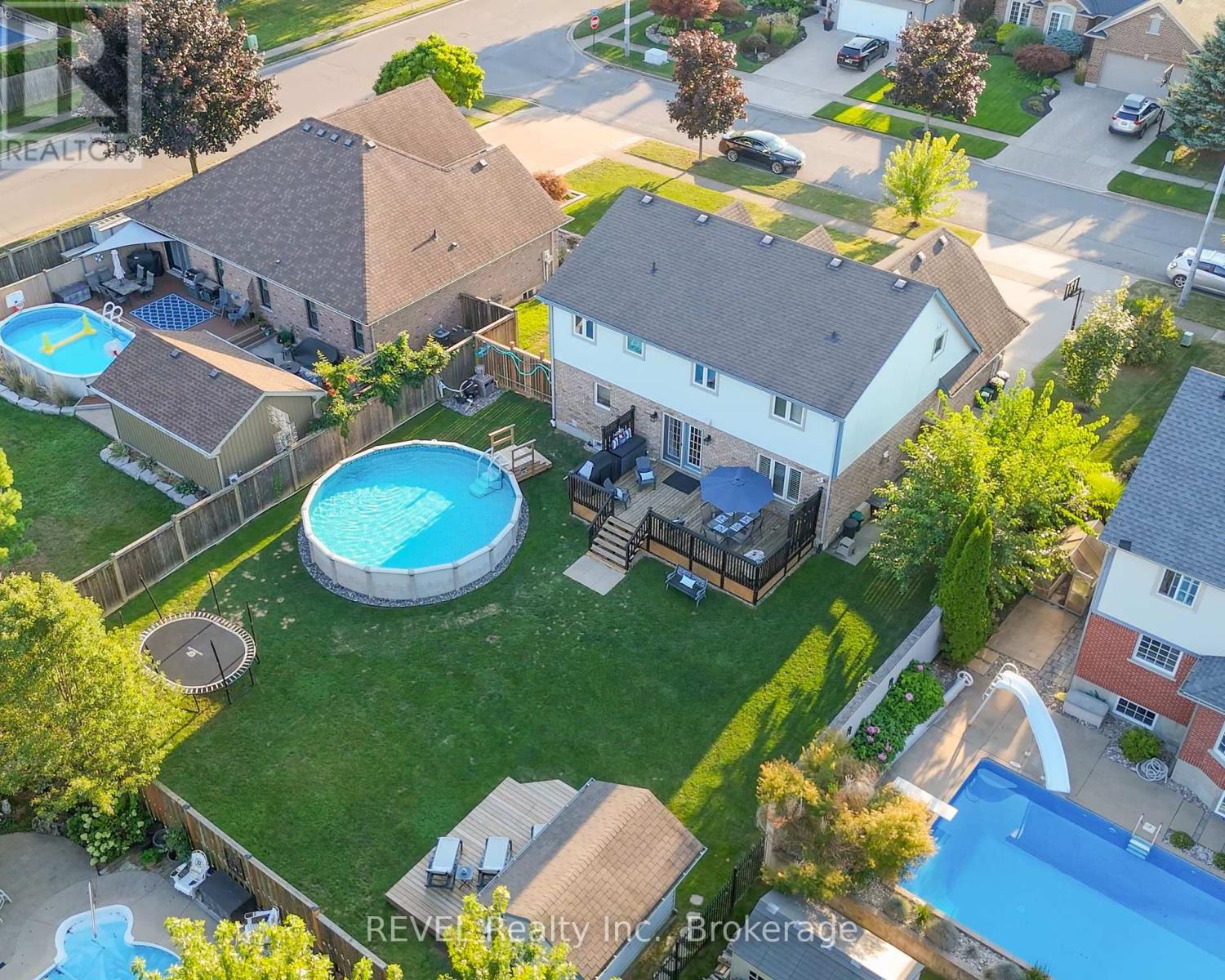 Photo 8 of 8 Virginia Street, Welland ON