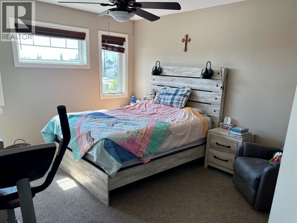 Photo 16 of 238 Viscount Drive Se, Red Deer AB
