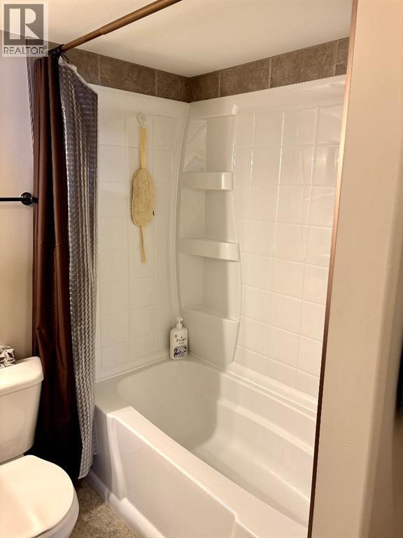 Photo 40 of 238 Viscount Drive Se, Red Deer AB