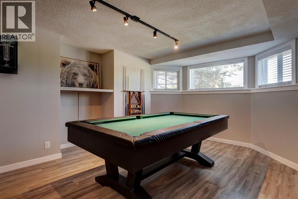 Single Family House Bi-level for Sale in  Mckinley Way SE McKenzie Lake Calgary 