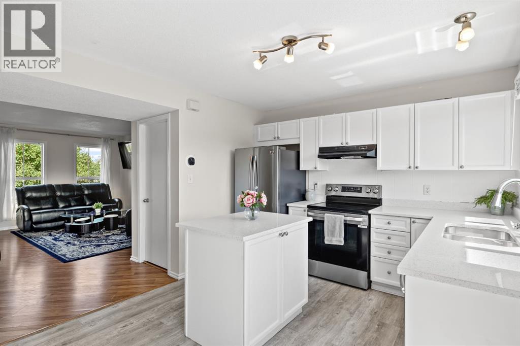Single Family House for Sale in  Elgin View SE McKenzie Towne Calgary 